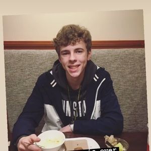 Meet your Posher, Justin